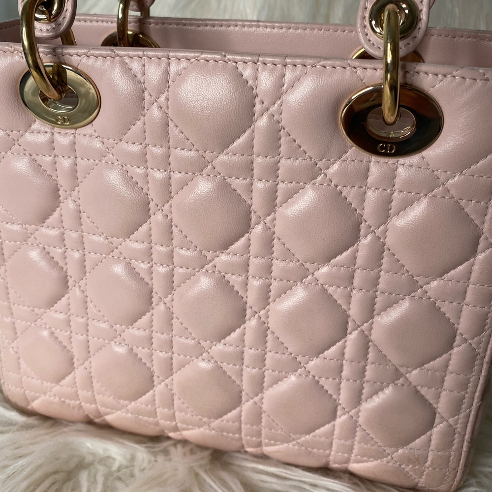 Lady Dior handbag - Picture 10 of 17